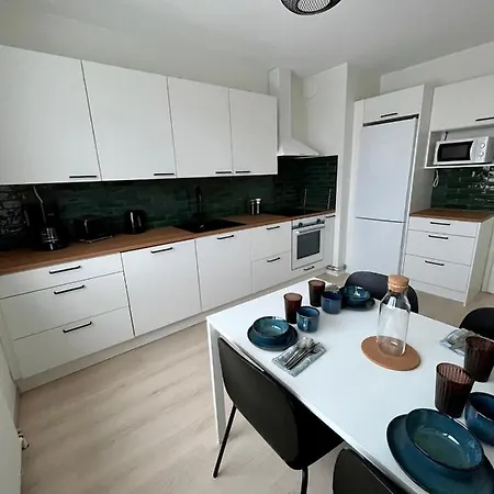 Arctic River View Flat By Lapland Host דירה